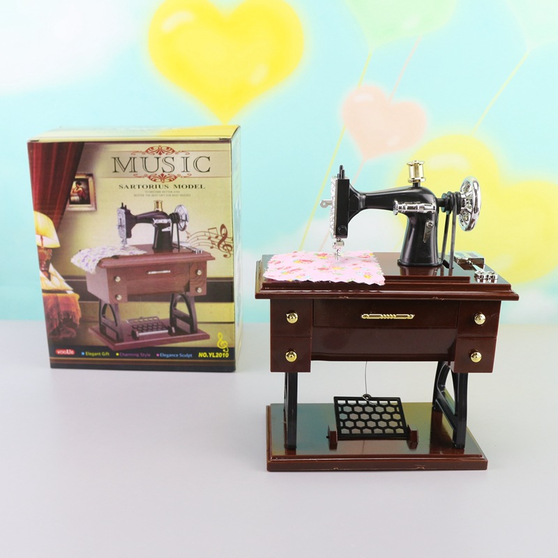 กล่องดนตรี จักรเย็บผ้า ย้อนยุค วินเทจ Retro Vintage Sewing Machine Music Box sartorius model เครื่องจักรเย็บผ้า