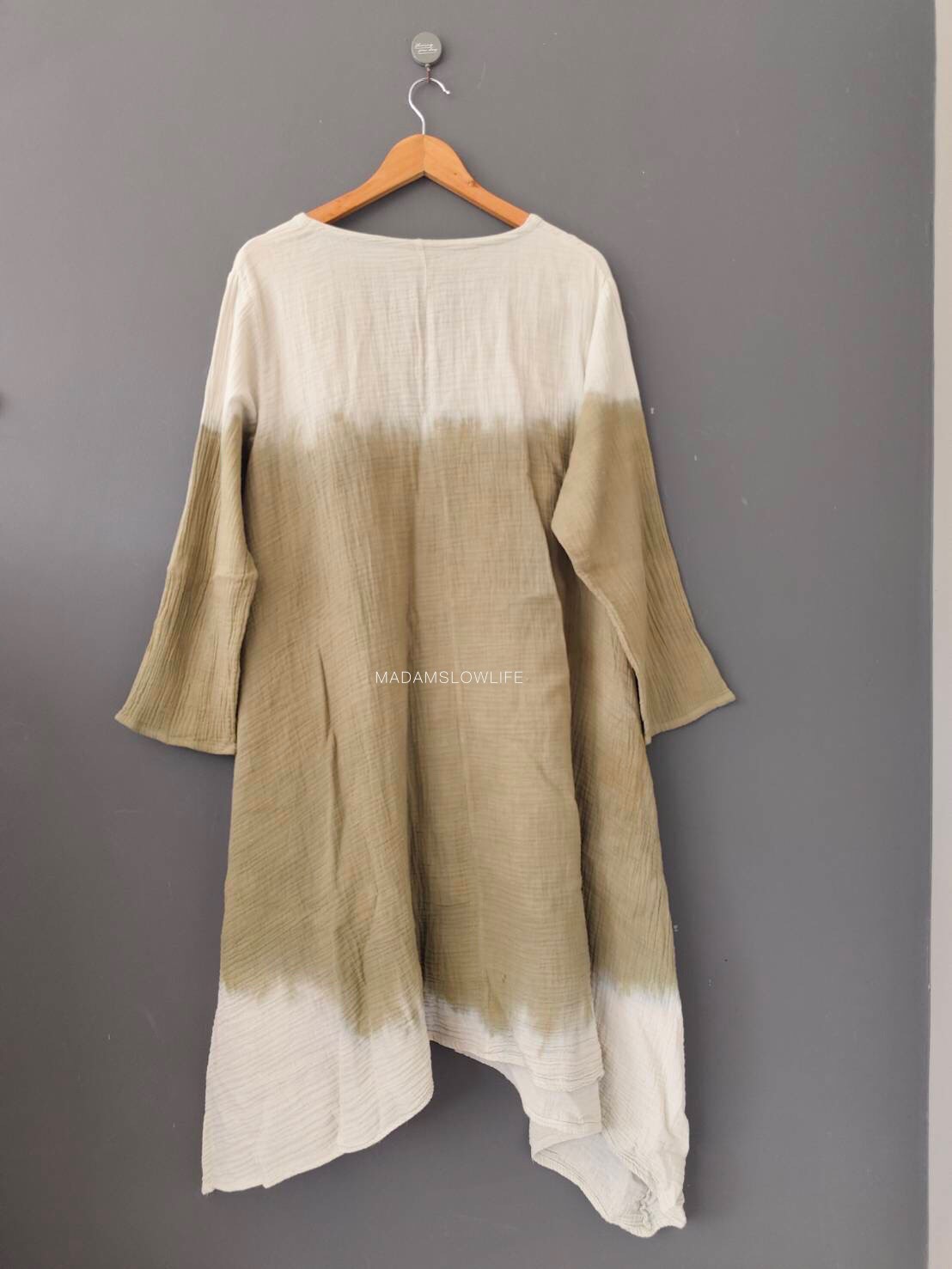 เสื้อคลุมมัดย้อมสีเขียว Size: F