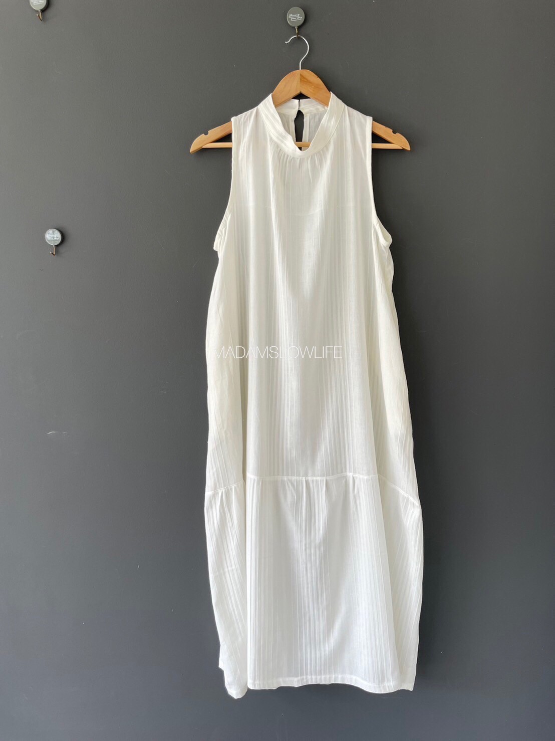 เดรสยาวคอเต่า (ชายระบาย) Size F อก 38-42 นิ้ว