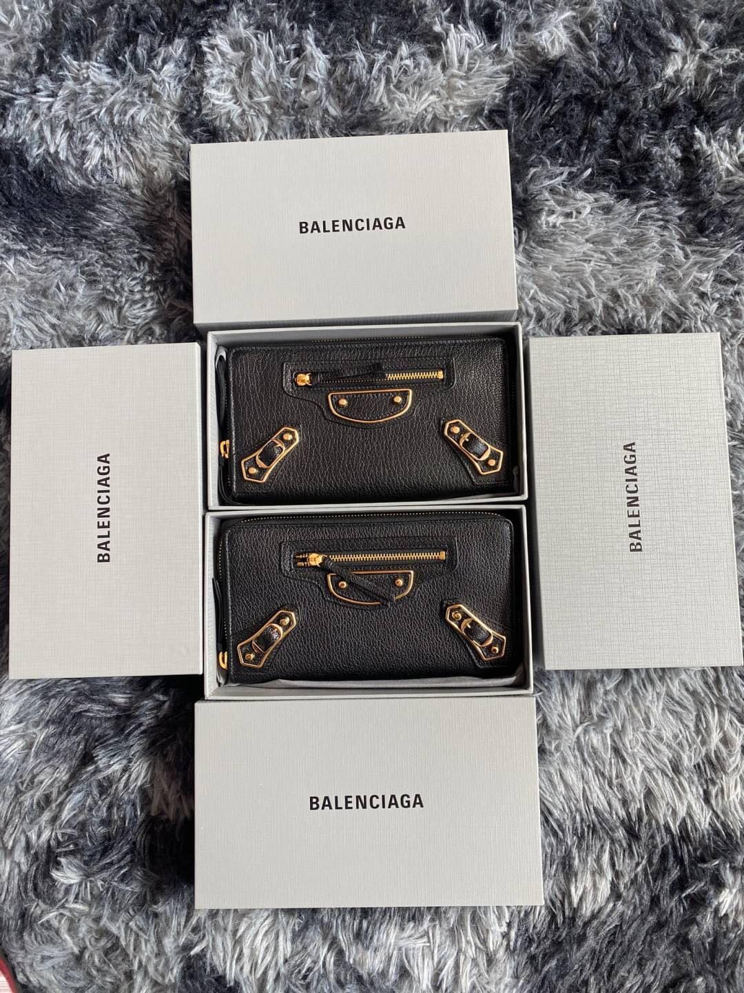 Balenciaga zippy long wallet