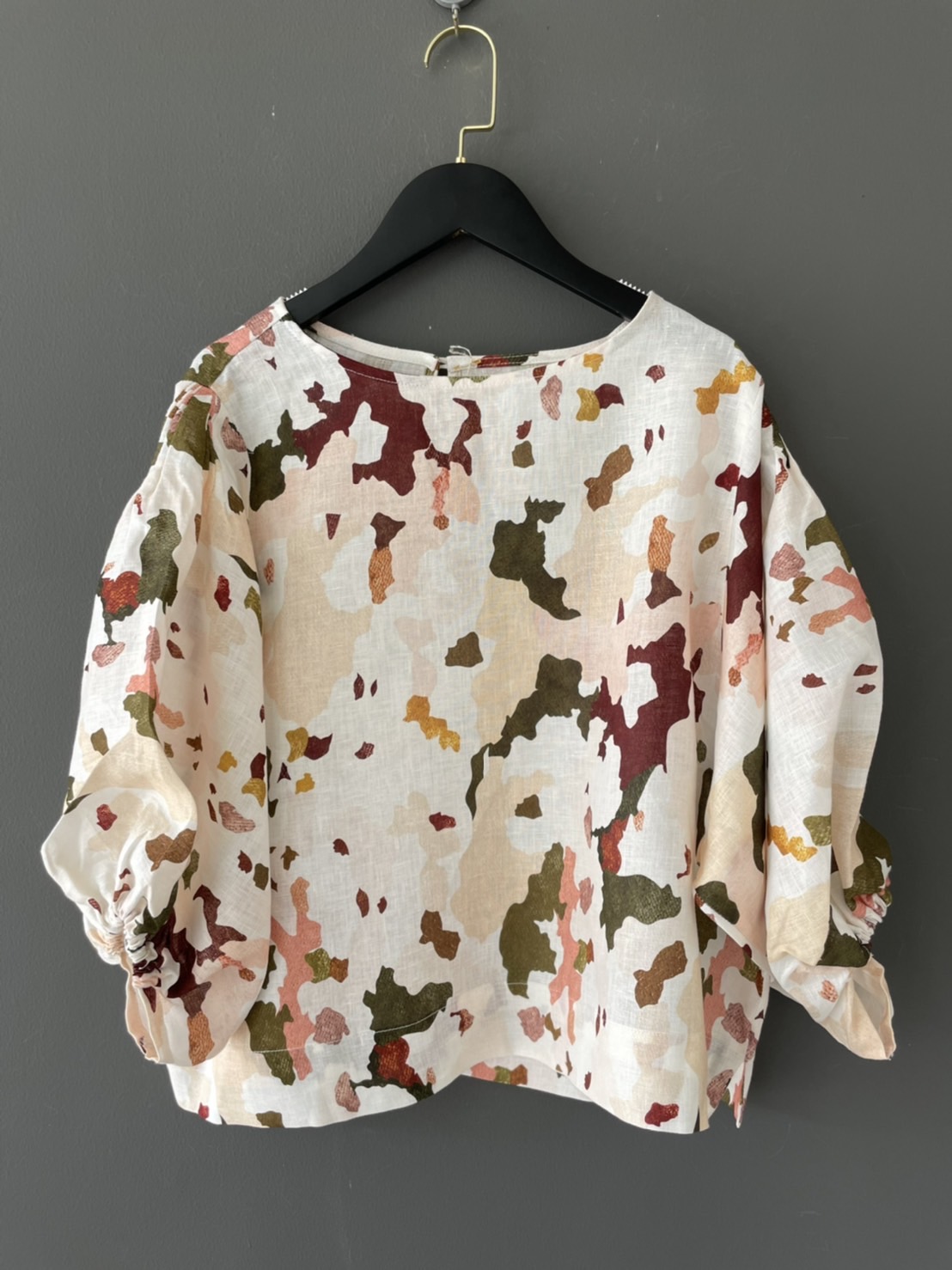 เสื้อลินินแท้ Linen Clothing