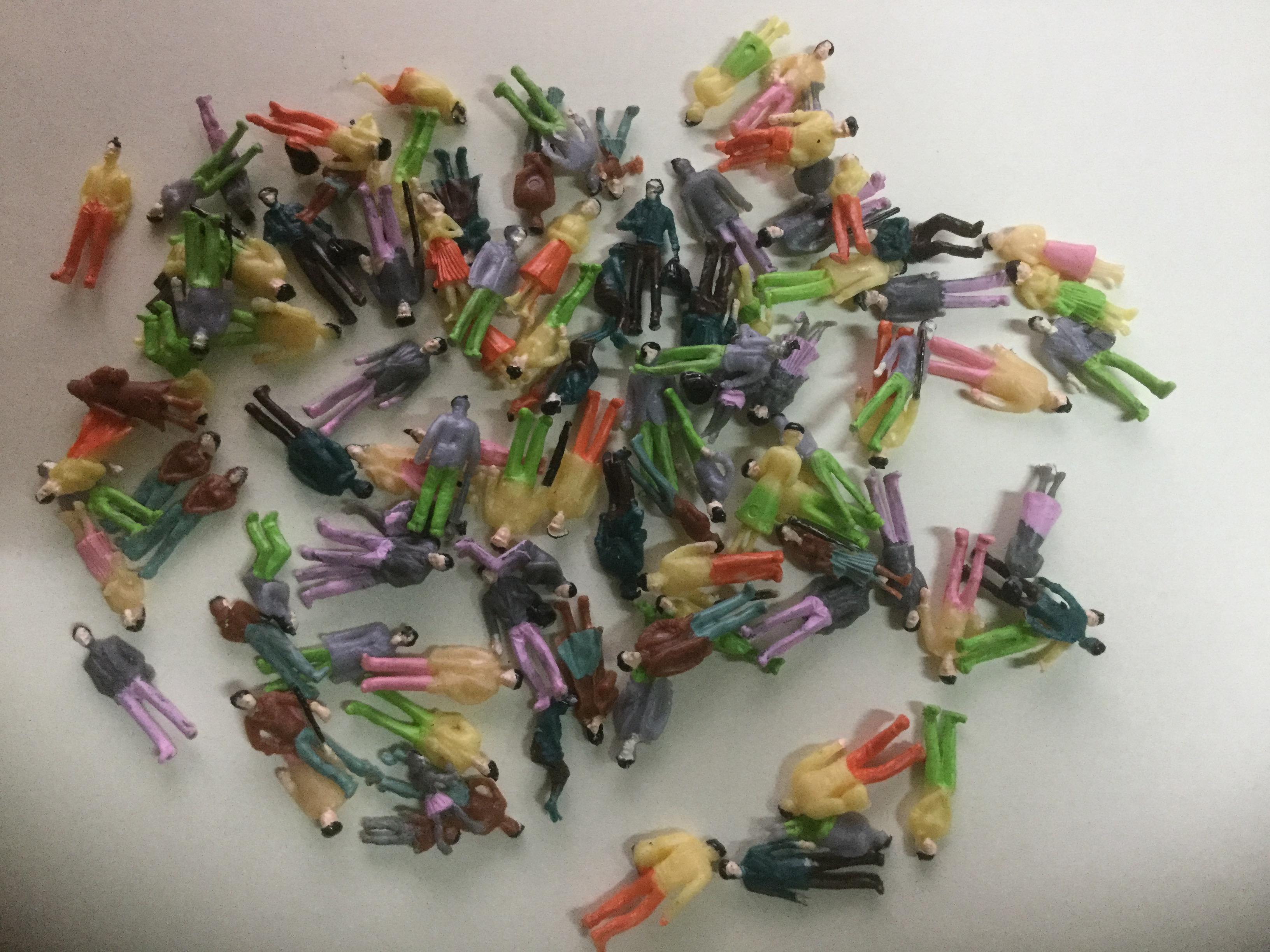 คน สเกล 1:100 คละแบบ (ยืน+นั่ง) / 100 คน