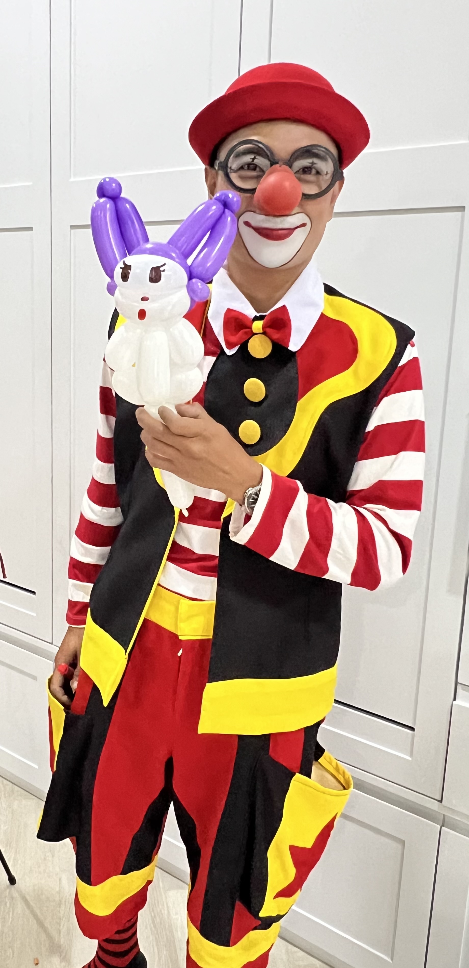 ตัวตลกโบโซ่ บิดลูกโป่งแฟนซี รูปต่างๆ รูปสัตว์ได้ทุกสัตว์