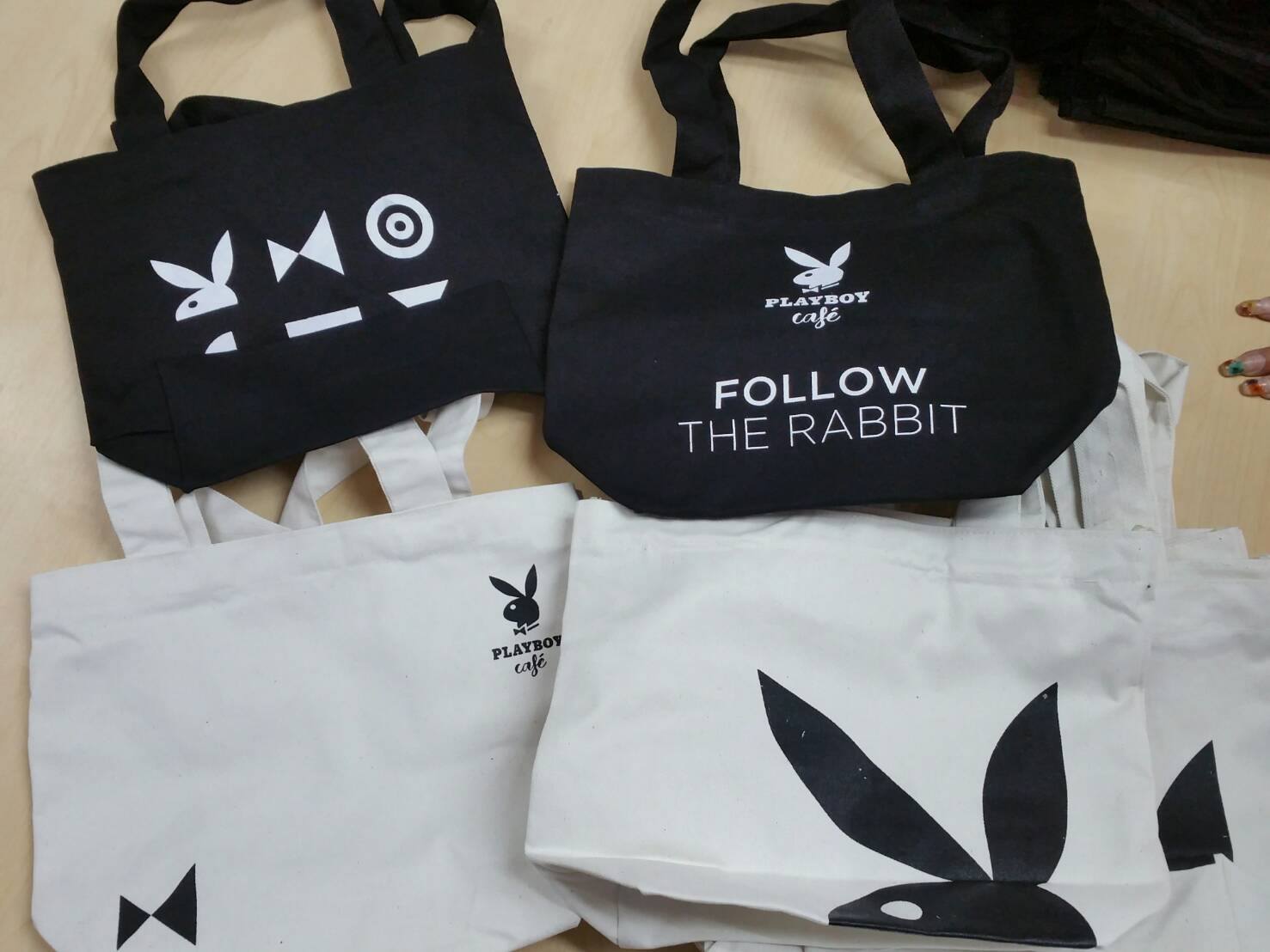 กระเป๋า ถุงผ้าดิบ และ แคนวาส ของลูกค้า PLAYBOY
