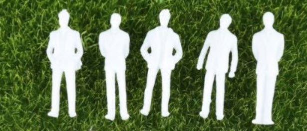 คนยืน-นั่ง สเกล 1:50 คละแบบ / 50 ตัว (ไม่เพ้นท์สี)