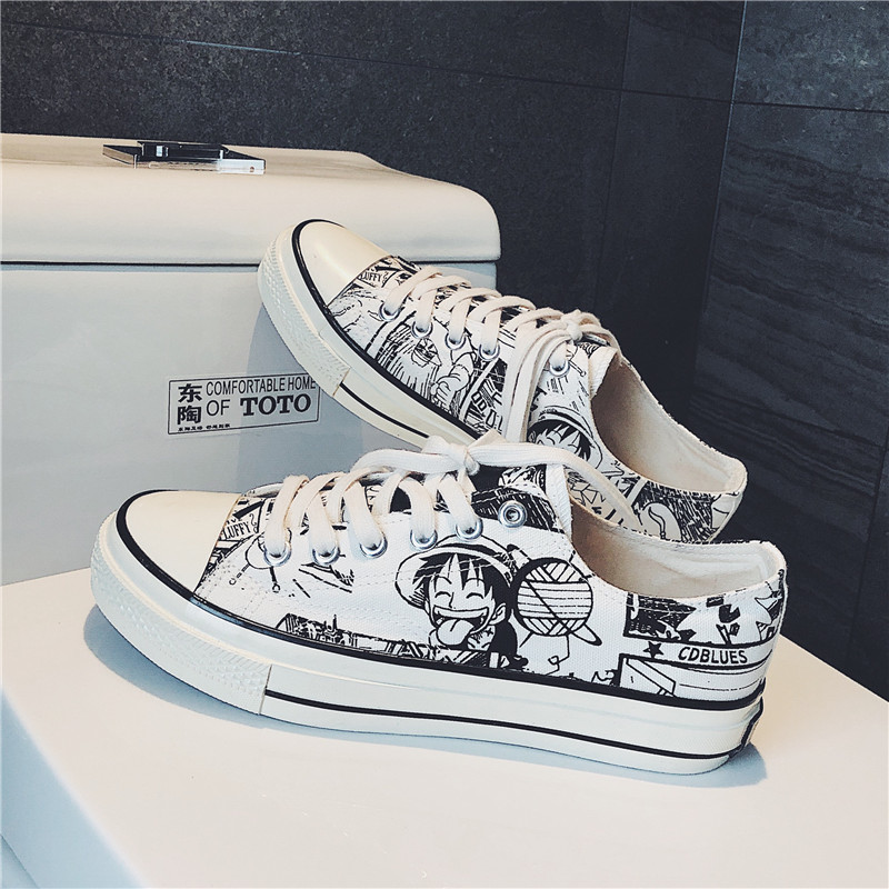 รองเท้าผ้าใบ One piece