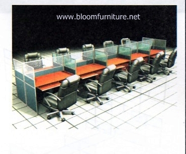 โต๊ะทำงานกลุ่มพร้อม Partition สำหรับ 10 ที่นั่ง ขนาด 612x122x120 ซม.
