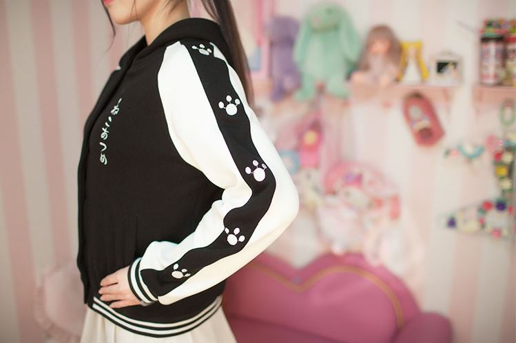 เสื้อกันหนาว Neko Atsume