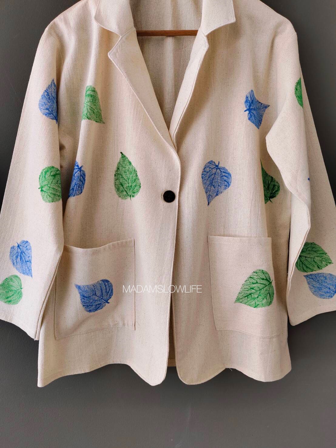 เสื้อสูททรง Blazer Size F อก 36-44 นิ้ว ปลายแขน 20 นิ้ว ยาว 26 นิ้ว