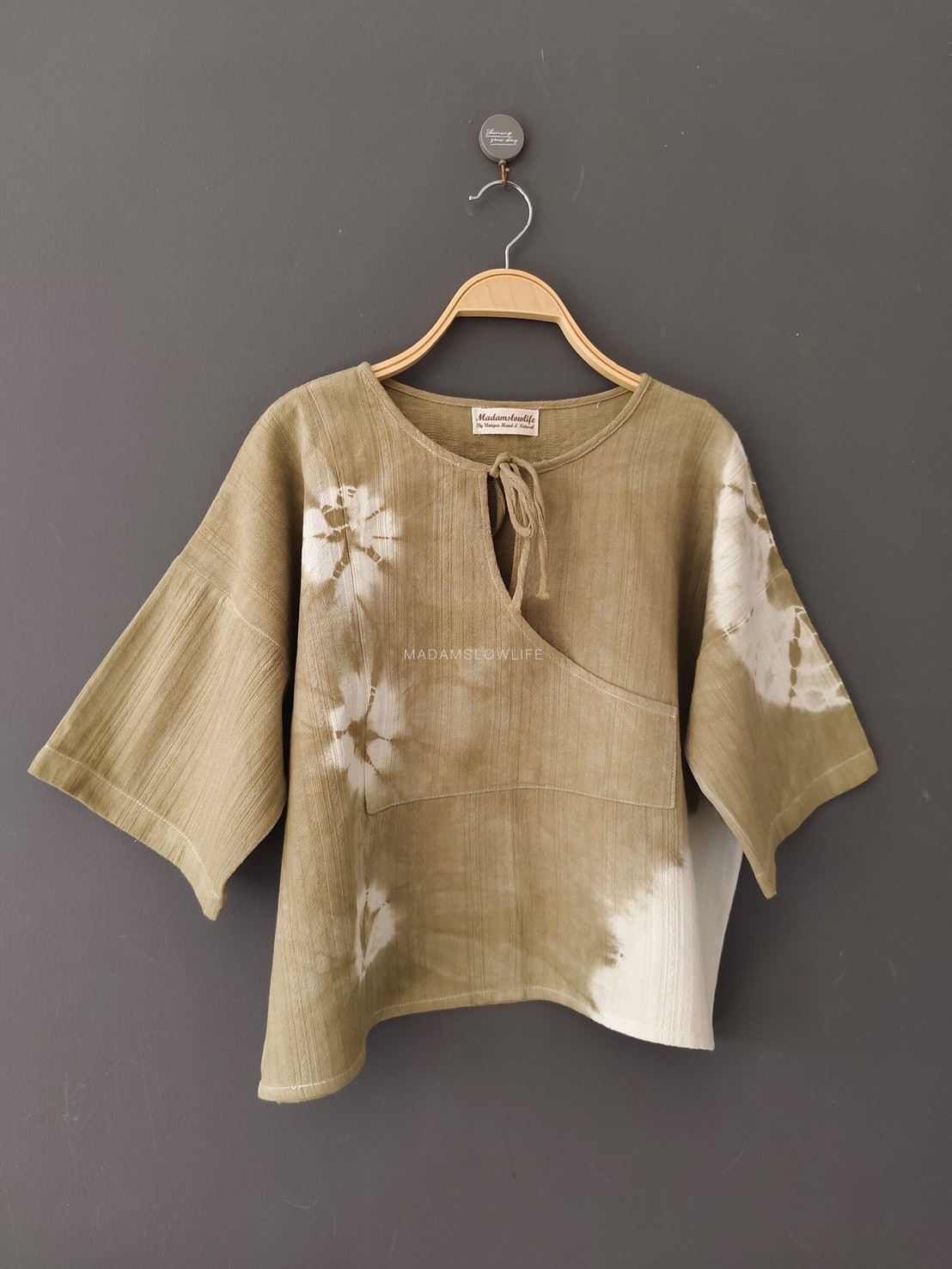 เสื้อผูกโบว์ด้านหน้าสไตล์ญี่ปุ่น Size:F มีสีคราม เขียว น้ำตาล