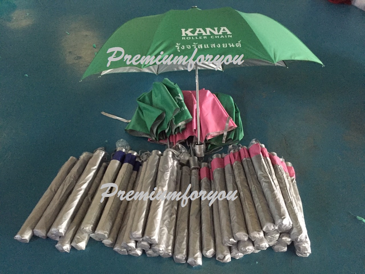 ร่มพรีเมี่ยม ร่มพับ 2 ตอน มือเปิด รับทำร่มราคาถูก ไม่มีขั้นต่ำในการสั่ง สามารถสกรีนโลโก้ได้ ร่มสำเพ็ง