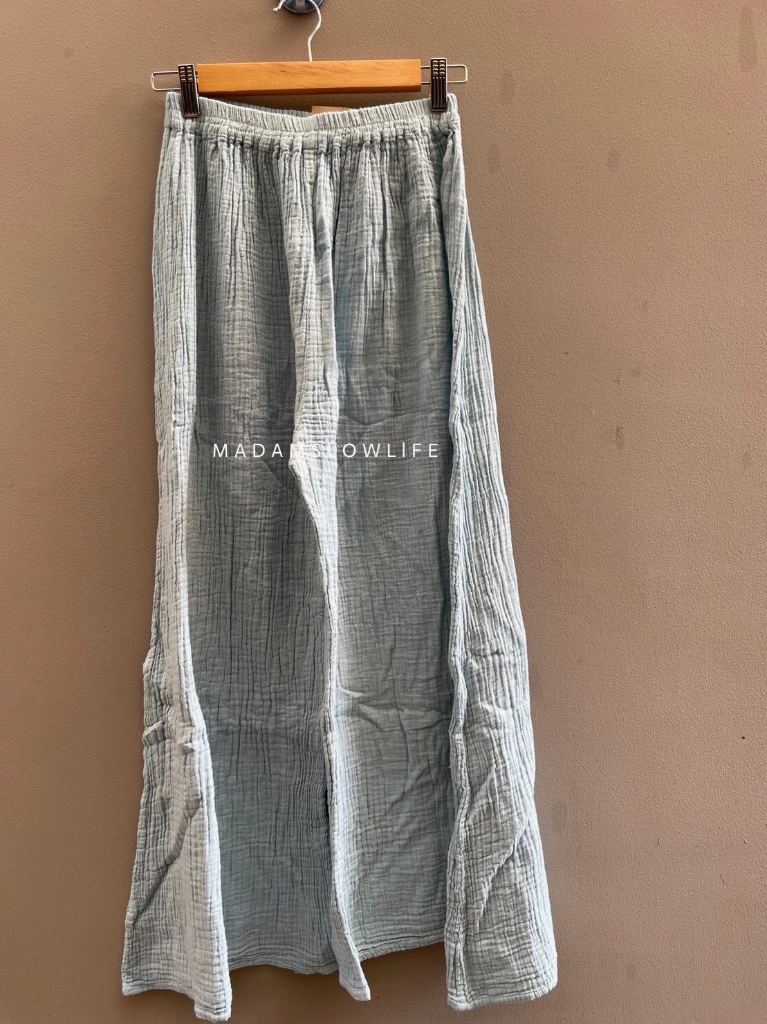 กางเกงขายาว มี 3 สี เนื้อผ้าคอตตอน Cotton Soft with texture design นิ่มใส่สบาย อัดยับ ไม่ต้องรีด เอวยืด Elastic waist