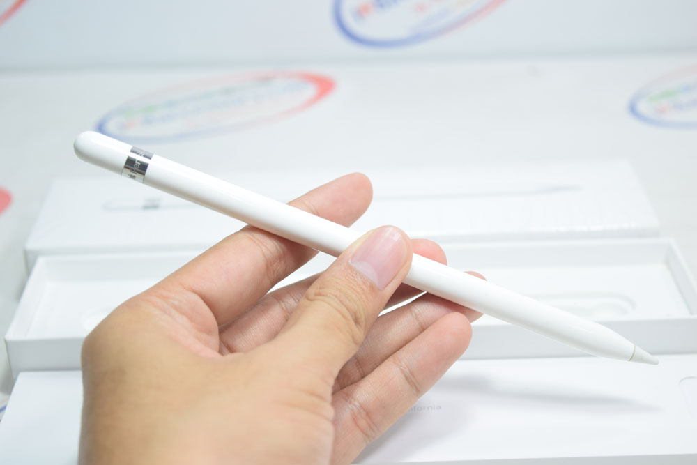 ขาย Apple Pencil สภาพสวย ของแท้ศูนย์ พร้อมกล่อง ใช้งานปกติ