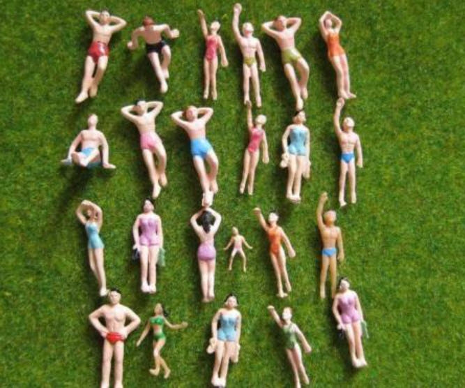 คน สเกล 1:75 ชุดว่ายน้ำ คละแบบ / 20 ตัว