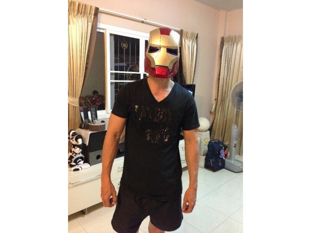 หมวก IRONMAN มีไฟ มีหน้าทอง กับบอร์น