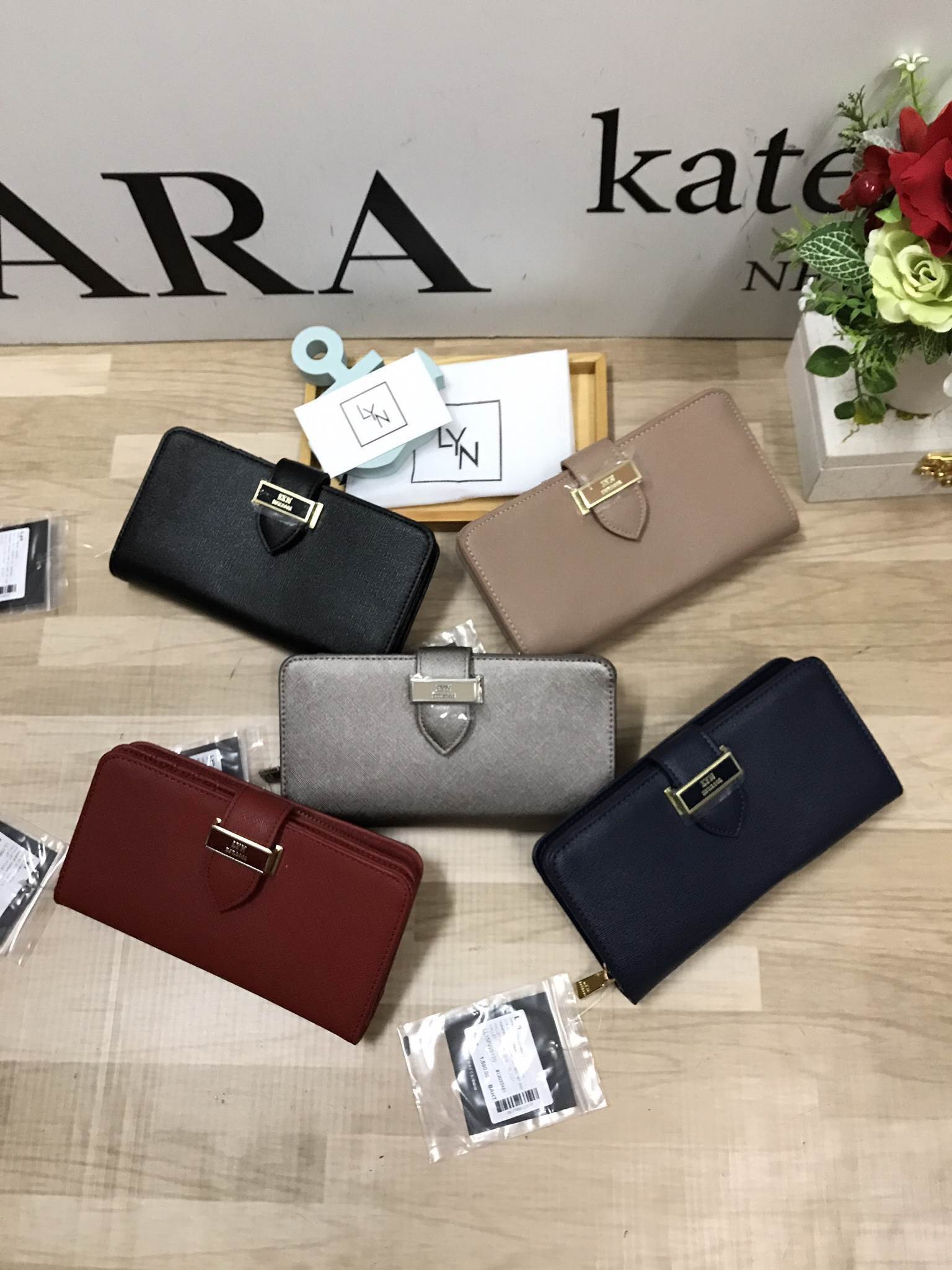 LYN JACKLE Long Wallet