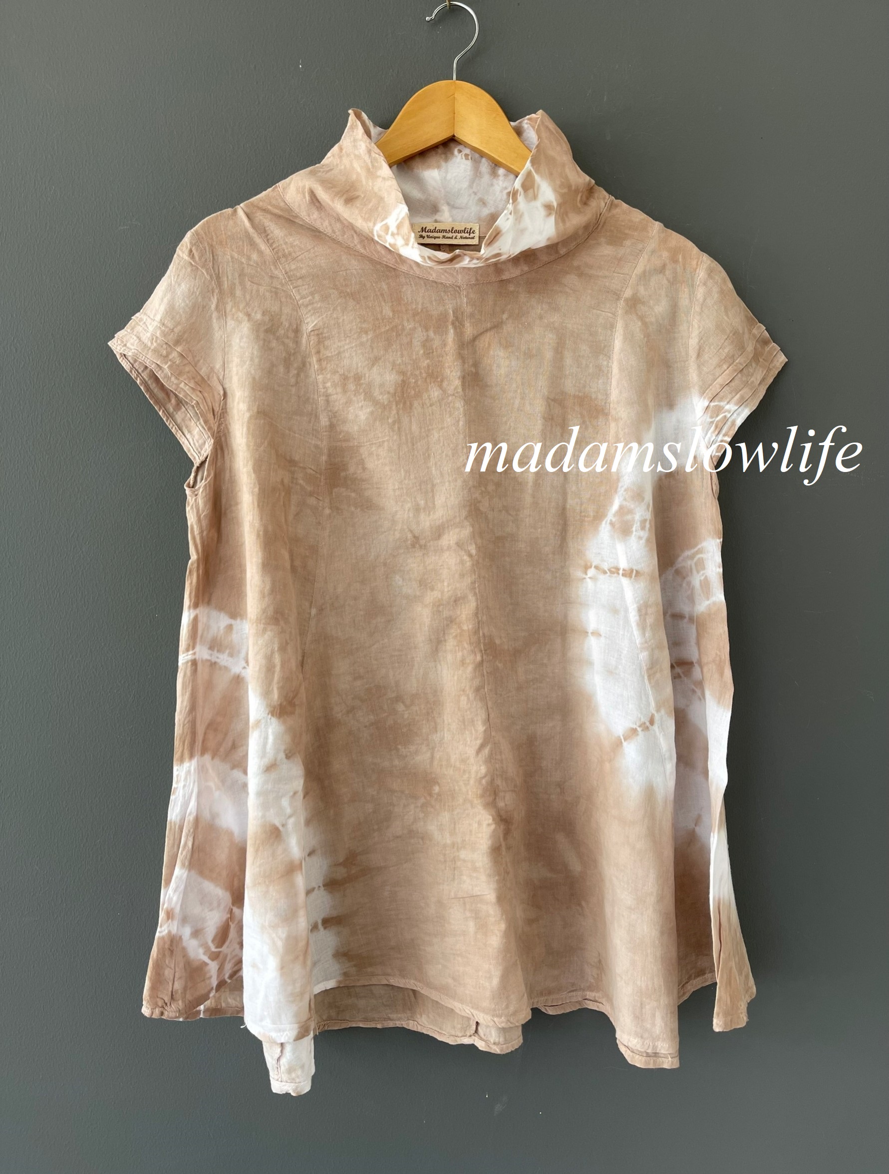 เสื้อคอพับ A คอตตอน 100% เนื้อนิ่ม ย้อมและพิมพ์มือสีปลอดสารพิษ มีให้เลือก4สี