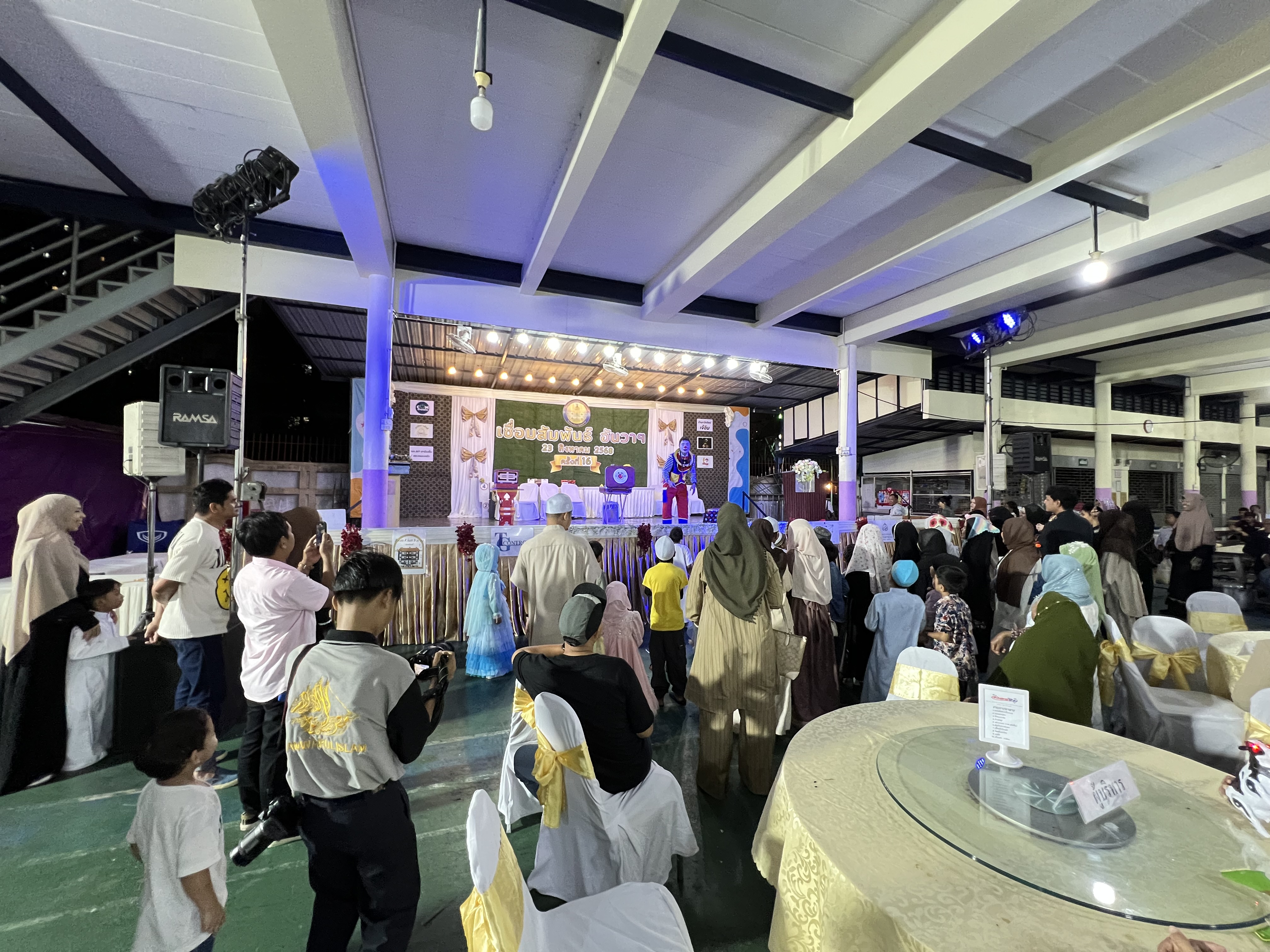 โชว์มายากล แนวตลก มายากลสำหรับเด็กๆ สร้างความสนุกและเสียงหัวเราะ