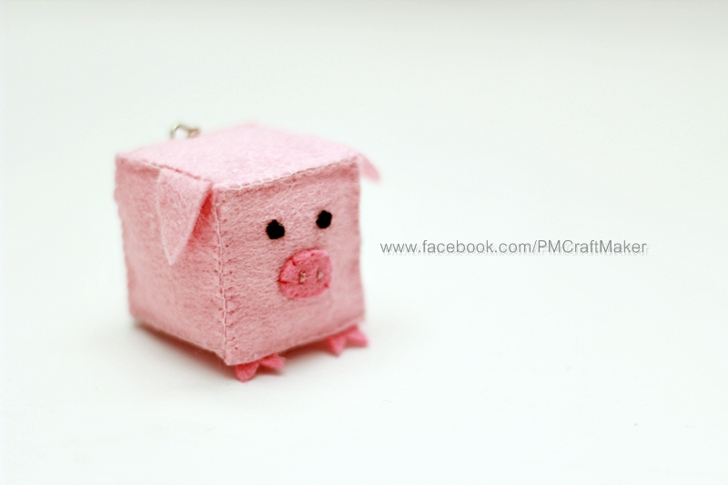 ตุ๊กตากกล่องหมูสีชมพู 1