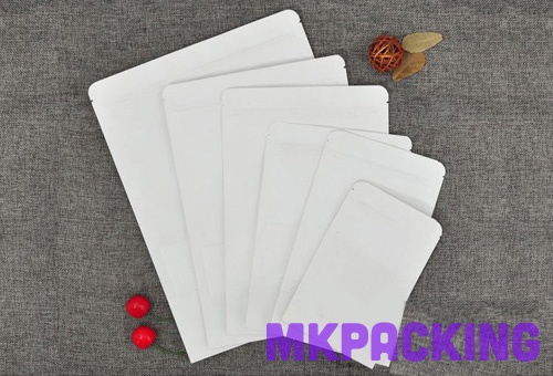 ถุงกระดาษสีขาวเคลือบด้าน ทึบ ซิปล็อค ตั้งได้ ขนาด 10x15+3cm