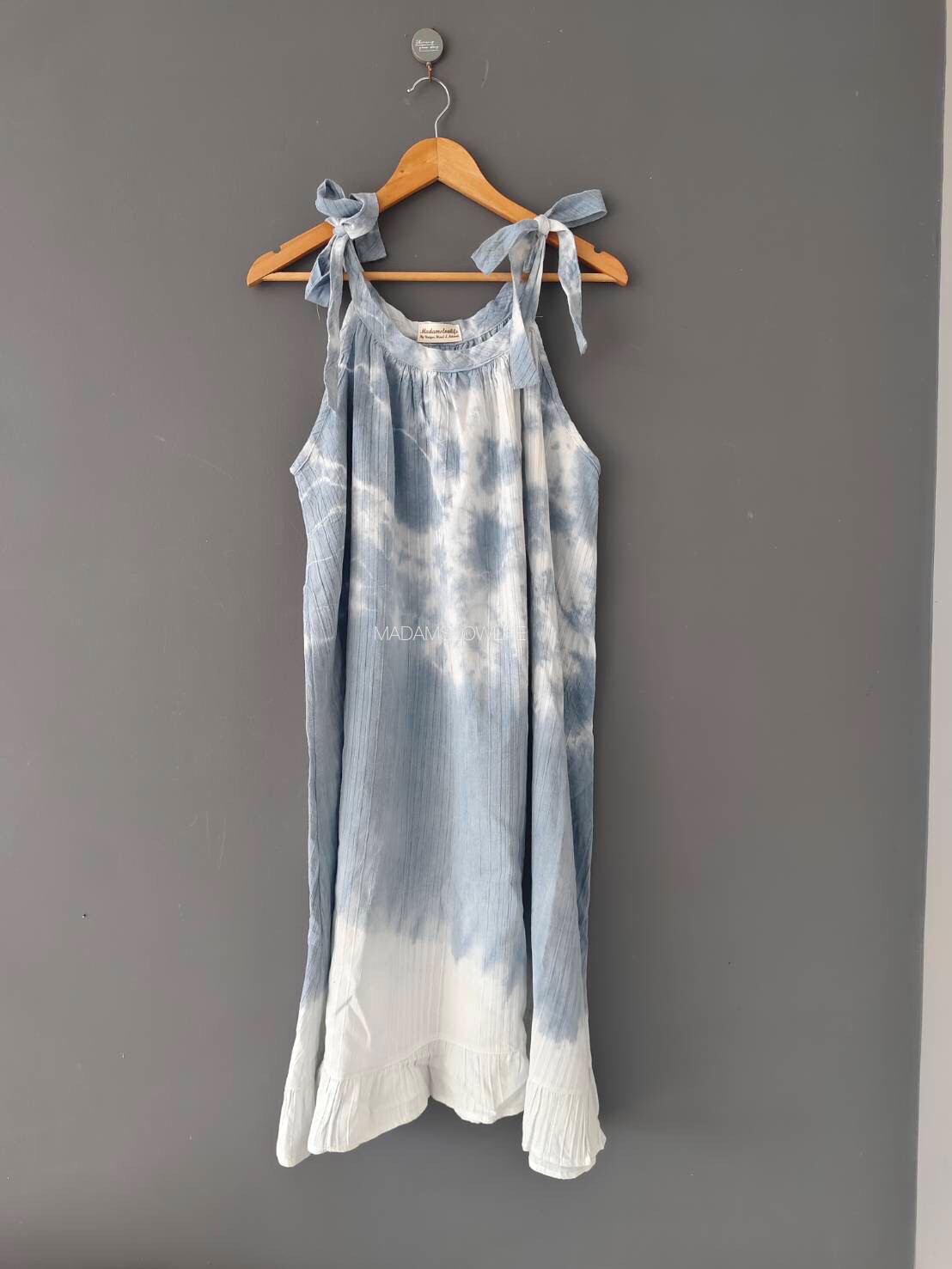 ชุดเดรสผู้ใหญ่นางฟ้ามัดย้อมสีฟ้าเทา Size: F