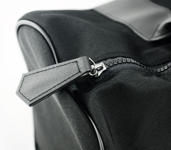 กระเป๋าเดินทาง Givenchy