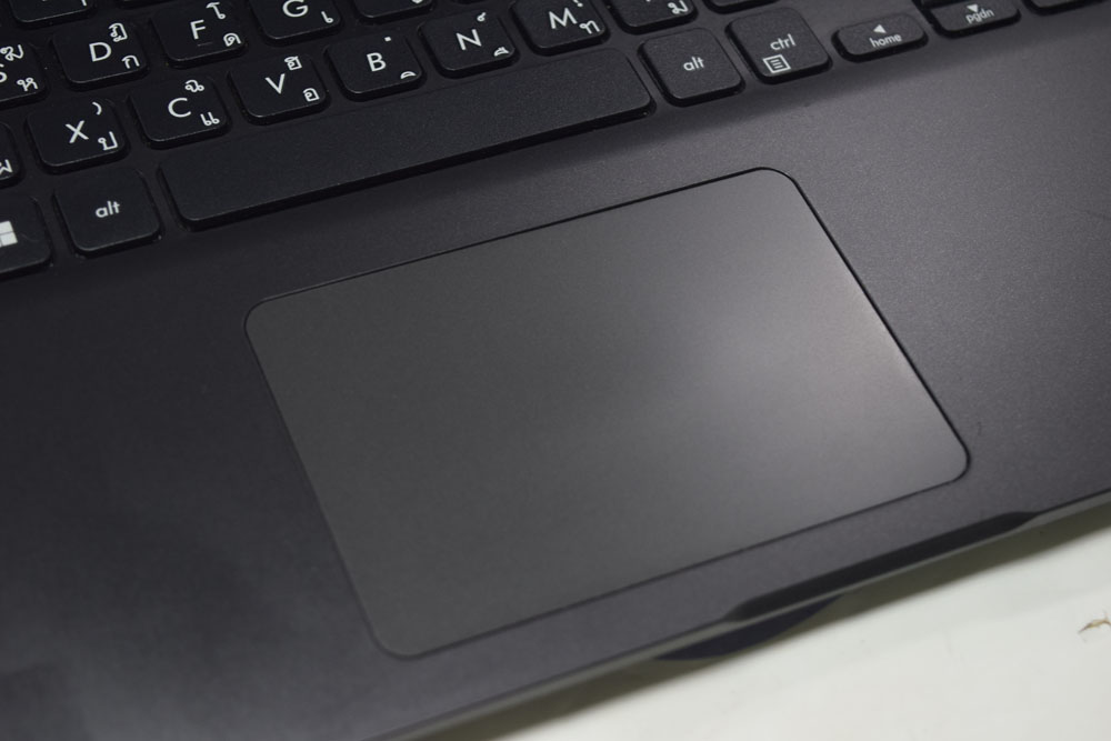 ขาย Asus Vivobook 15 จอใหญ่ 15” 60Hz รุ่นใหม่ i5 Gen11 RAM8 สภาพ 99.99%