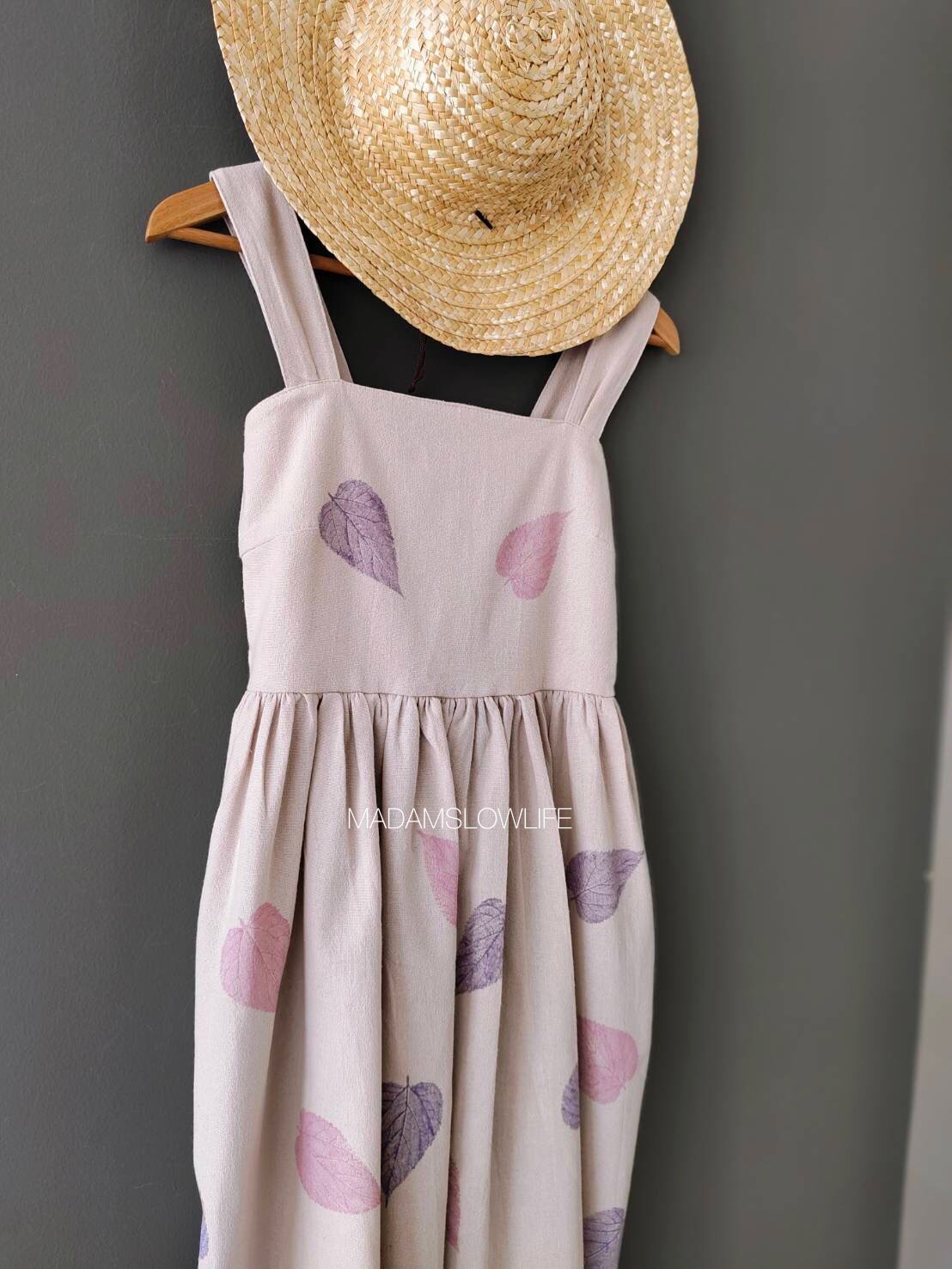 ชุดเดรส size F อก 34-40 นิ้ว ยาว 45 นิ้ว เนื้อผ้าคอตตอน ชุดเดรสสีชมพู ,สีขาว off-white