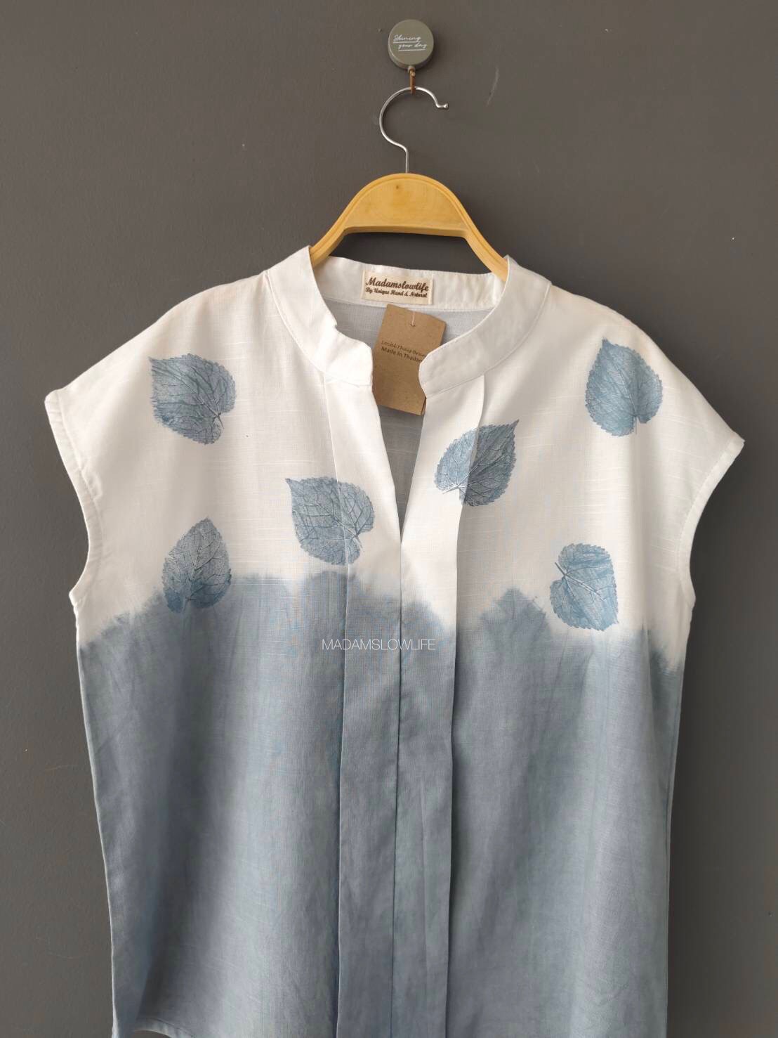 เสื้อผู้หญิง คอจีน Size: F มัดย้อมสีเทาทูโทน พิมพ์ใบไม้จากสีปลอดสารพิษ