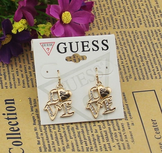 Guess Love Earrigs
