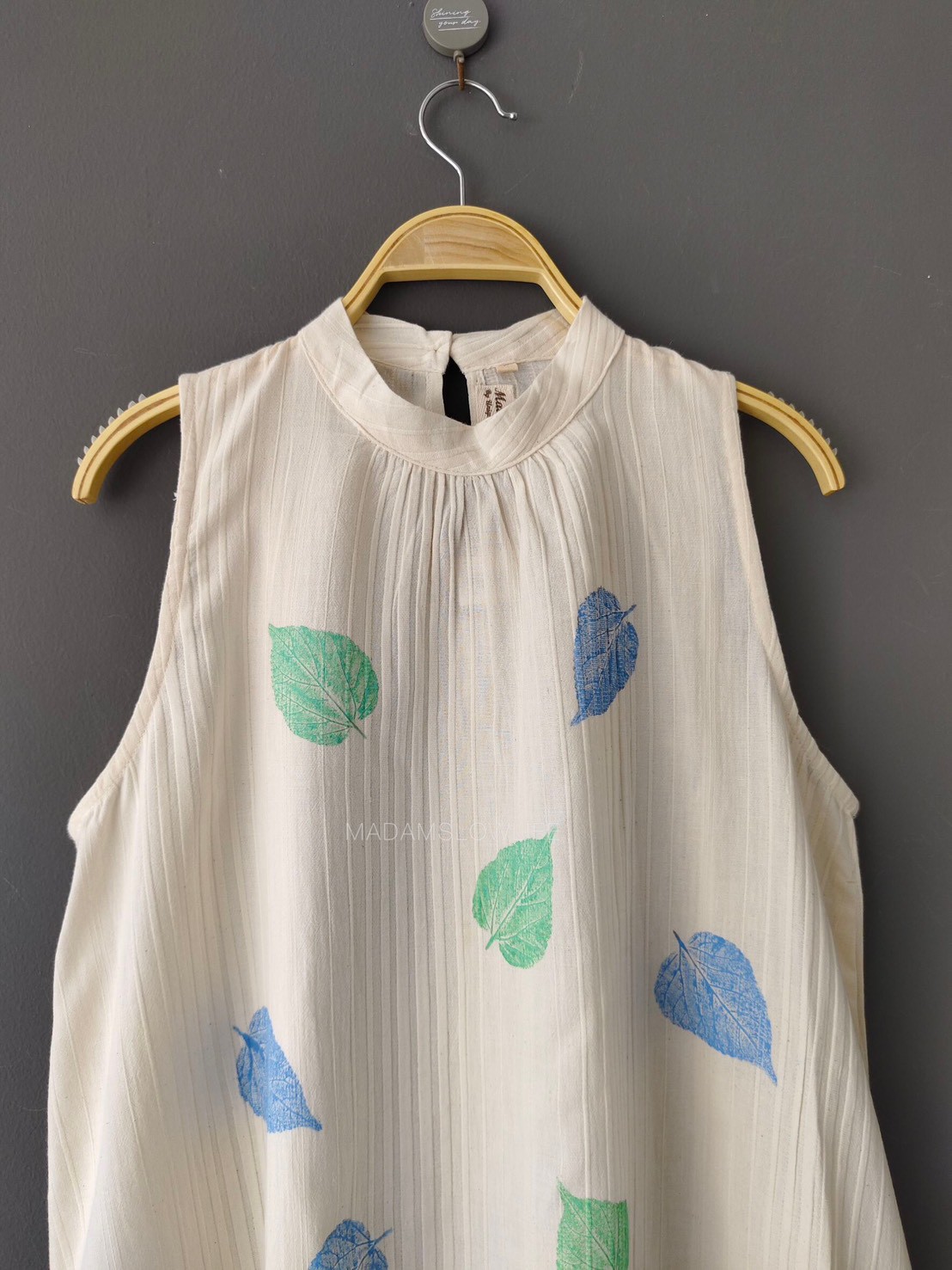 เดรสคอตั้งระบายชาย Size: F พิมพ์ลายใบไม้แมทสีเขียวฟ้าลุคน่ารัก