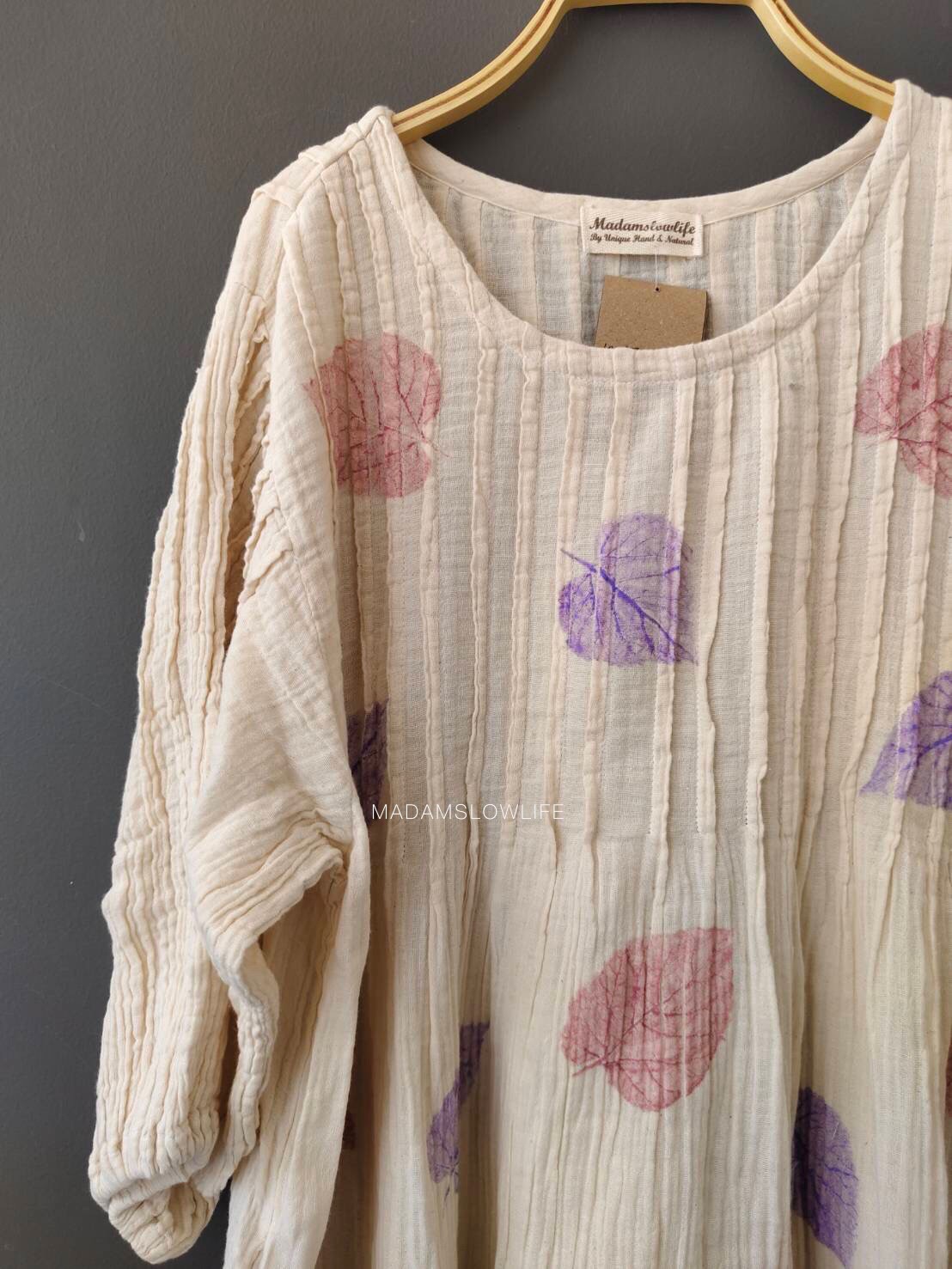 เดรสผู้หญิงแขนบอลลูน พิมพ์ลายใบไม้ Size: F