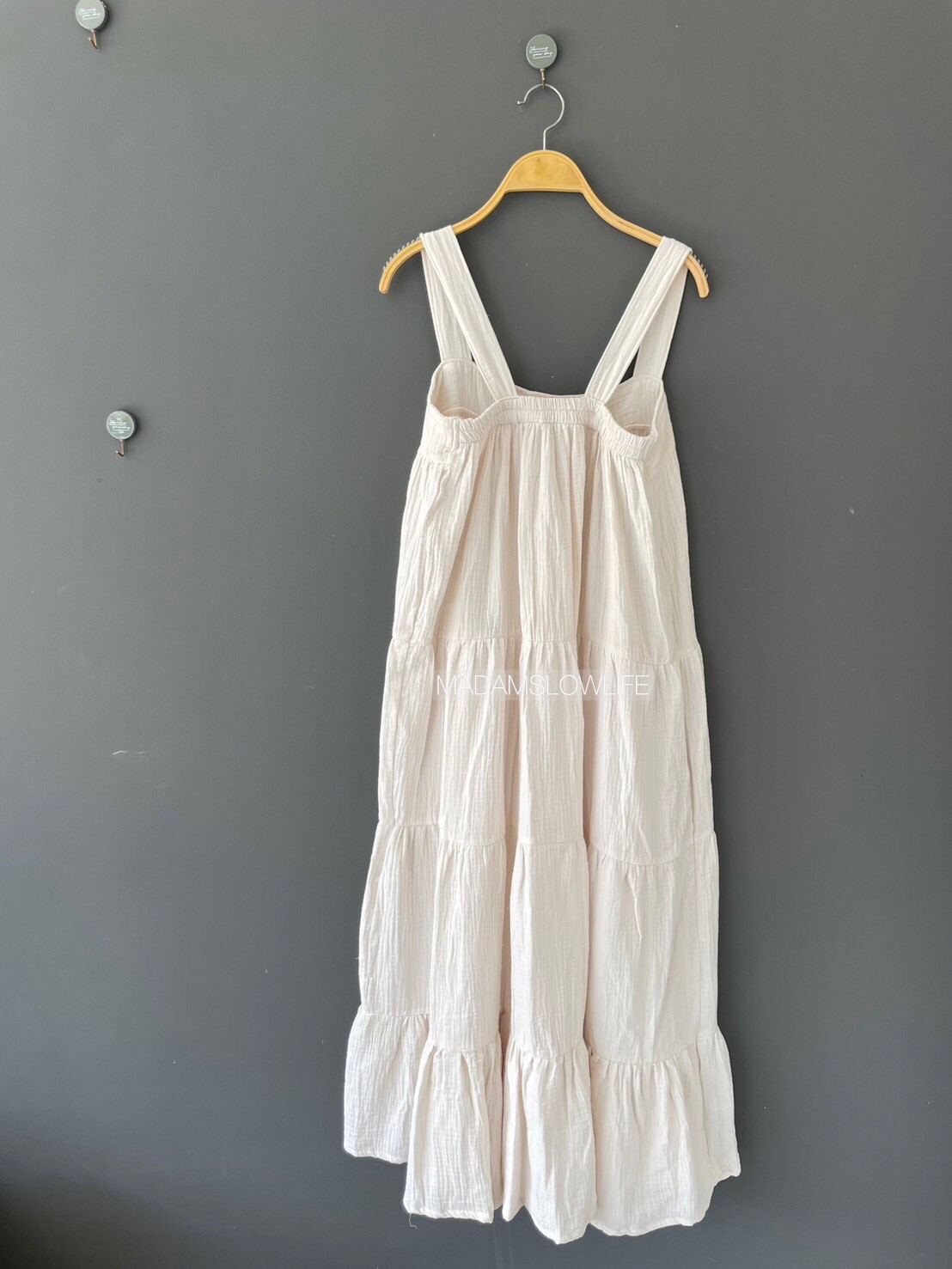 ชุดเดรสม็อคหลัง Size:F