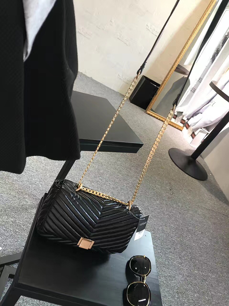 Topshop OBI Quilted Crossbody Bag