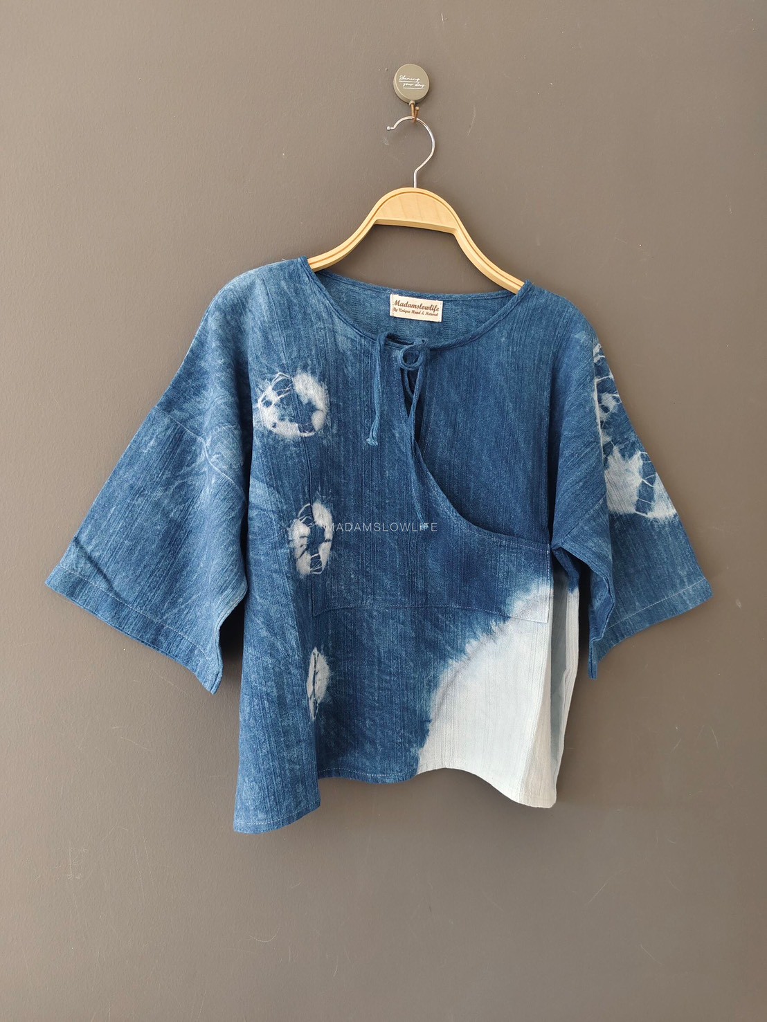 เสื้อผูกโบว์ด้านหน้าสไตล์ญี่ปุ่น Size:F มีสีคราม เขียว น้ำตาล