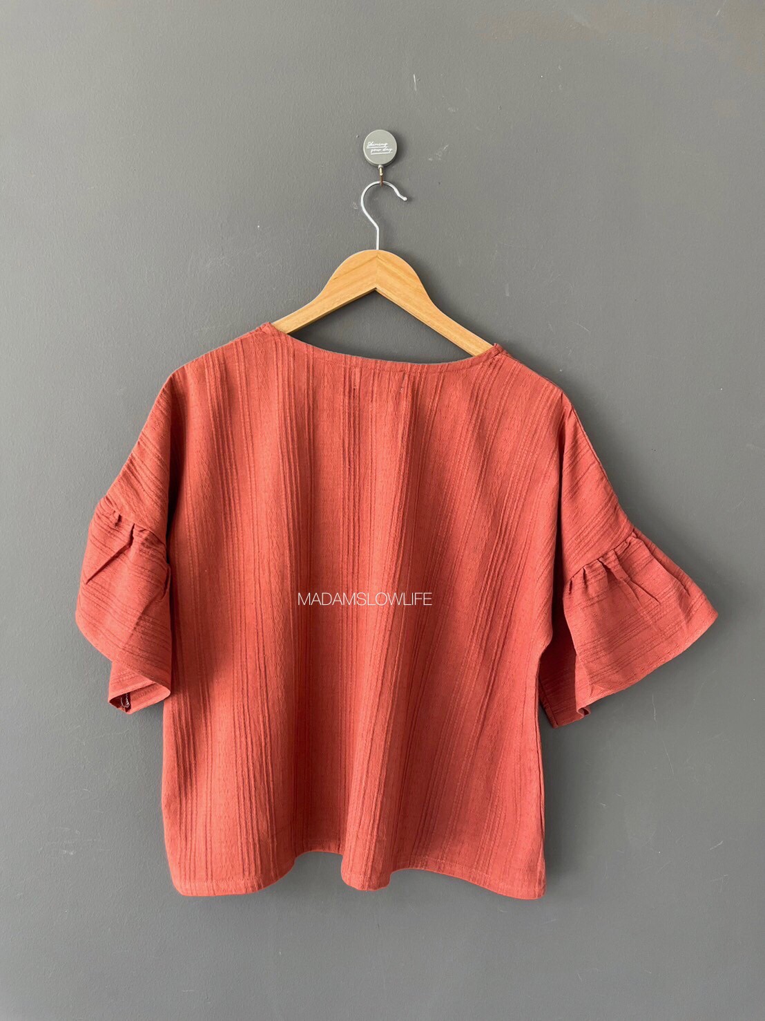 เสื้อผู้หญิงผ้าคอตตอนมีเทกเจอร์พรีเมียม สีส้มอิฐ