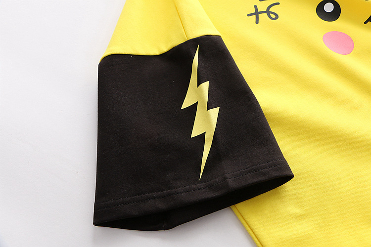 เสื้อฮู้ด Pikachu Pika Pika มาพร้อมหูพิคาชูสุดน่ารัก