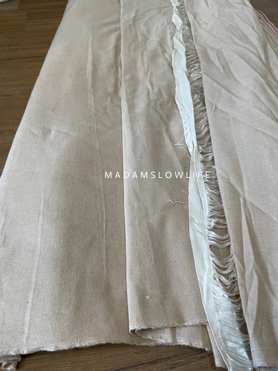 ผ้าฝ้ายทอมือสีเบจ หน้ากว้าง 120 เซนติเมตร Hand made