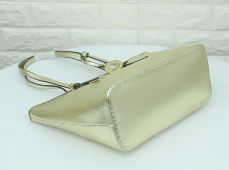 New York & Company Union Square Collection Tote Bag