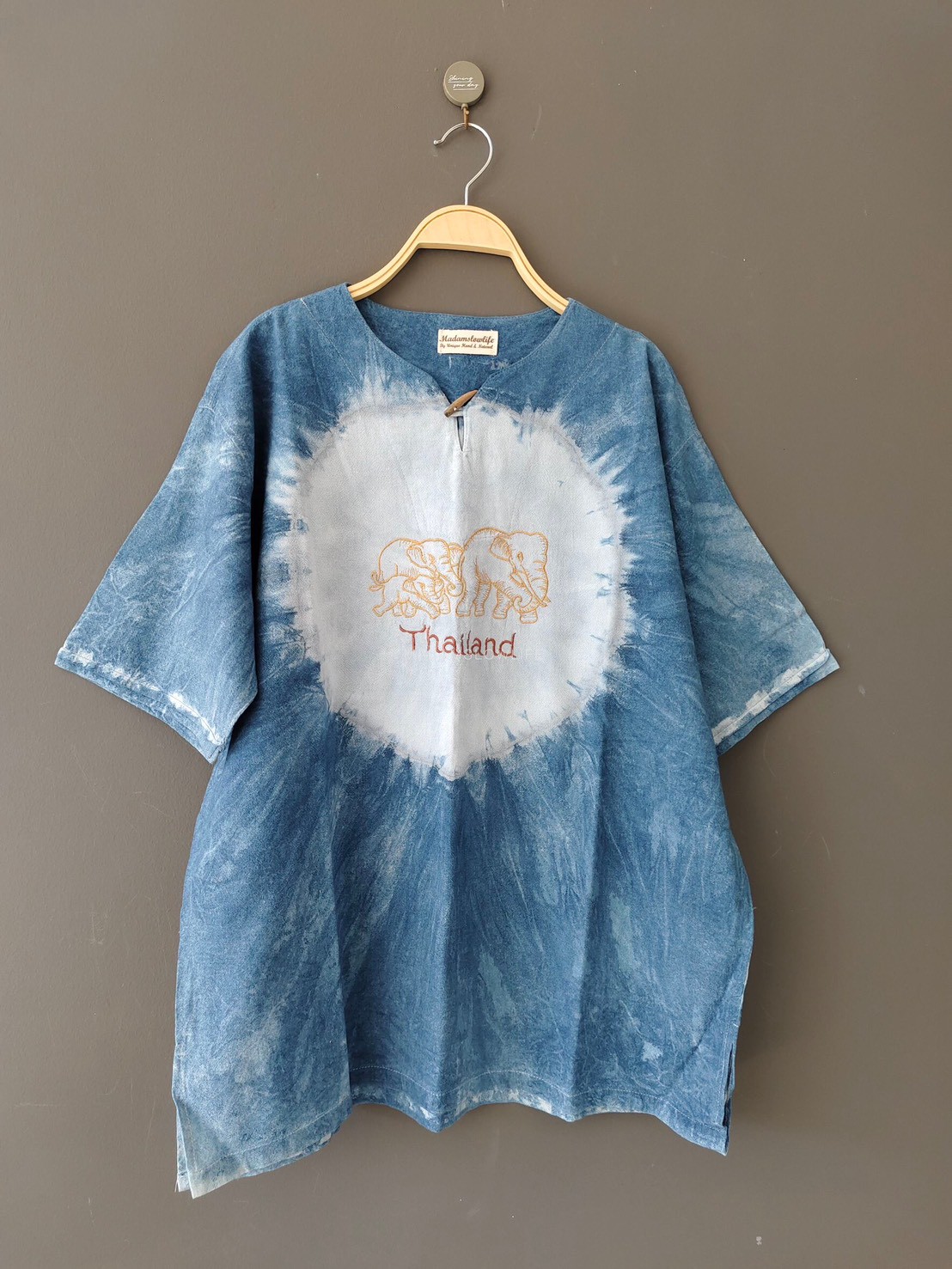 เสื้อผู้ชาย ปักลายช้าง มัดย้อมคราม Size : 44" 46" 48" 50"