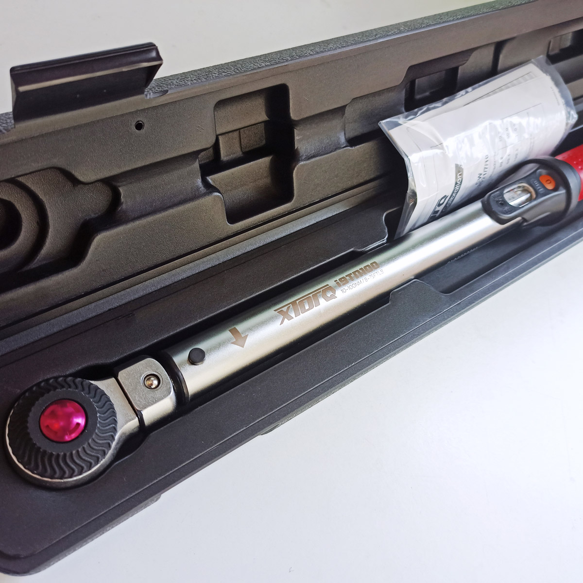 ประแจปอนด์ 1/2" 10-100NM i9TN100D (ถอดหัวได้)