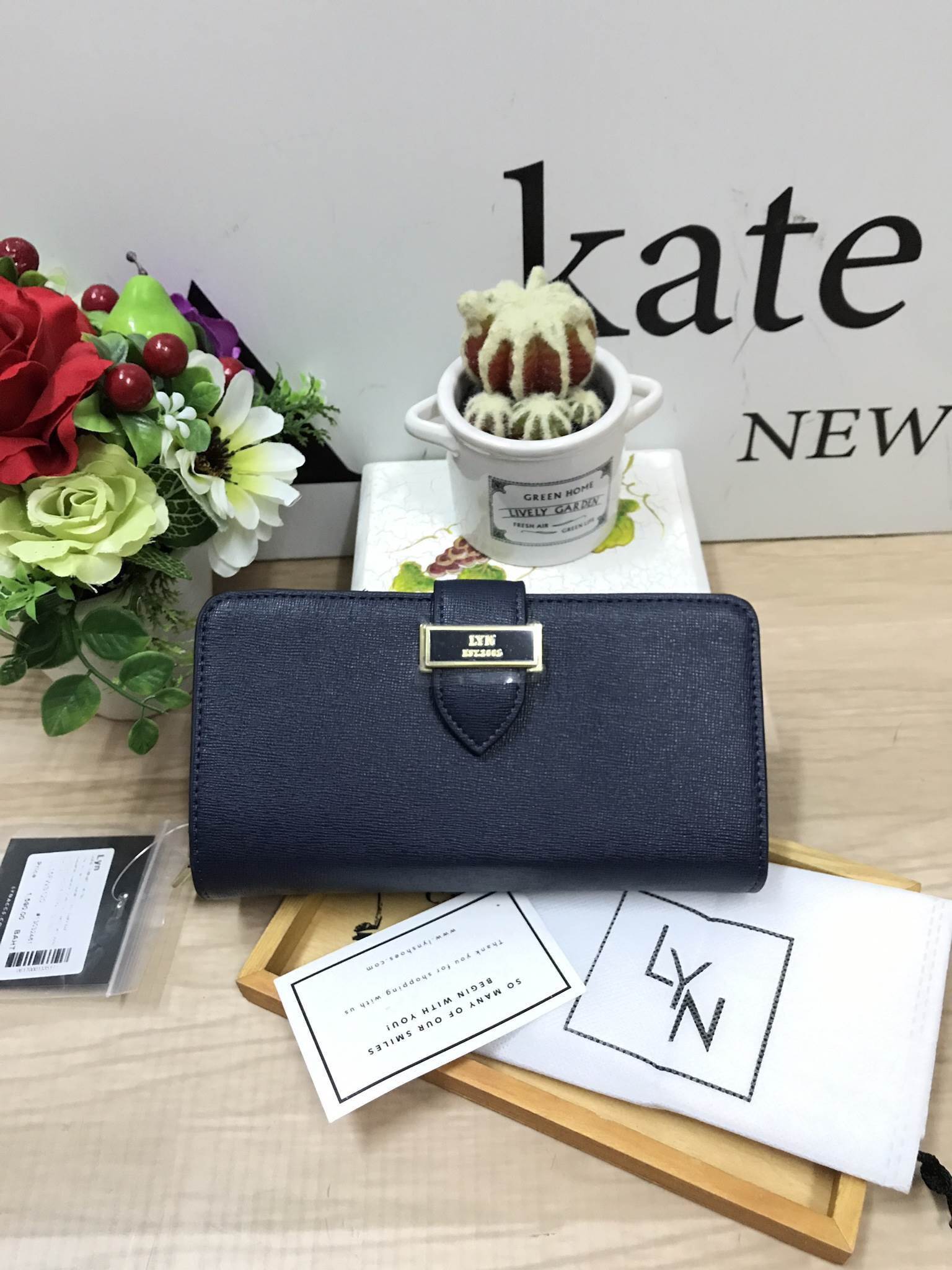 LYN JACKLE Long Wallet