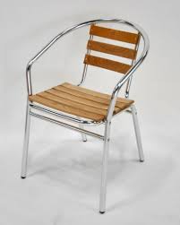 ชุดโต๊ะกาแฟอลูมิเนียมหน้าไม้ยางพารา พร้อมเก้าอี้ 2 ตัว