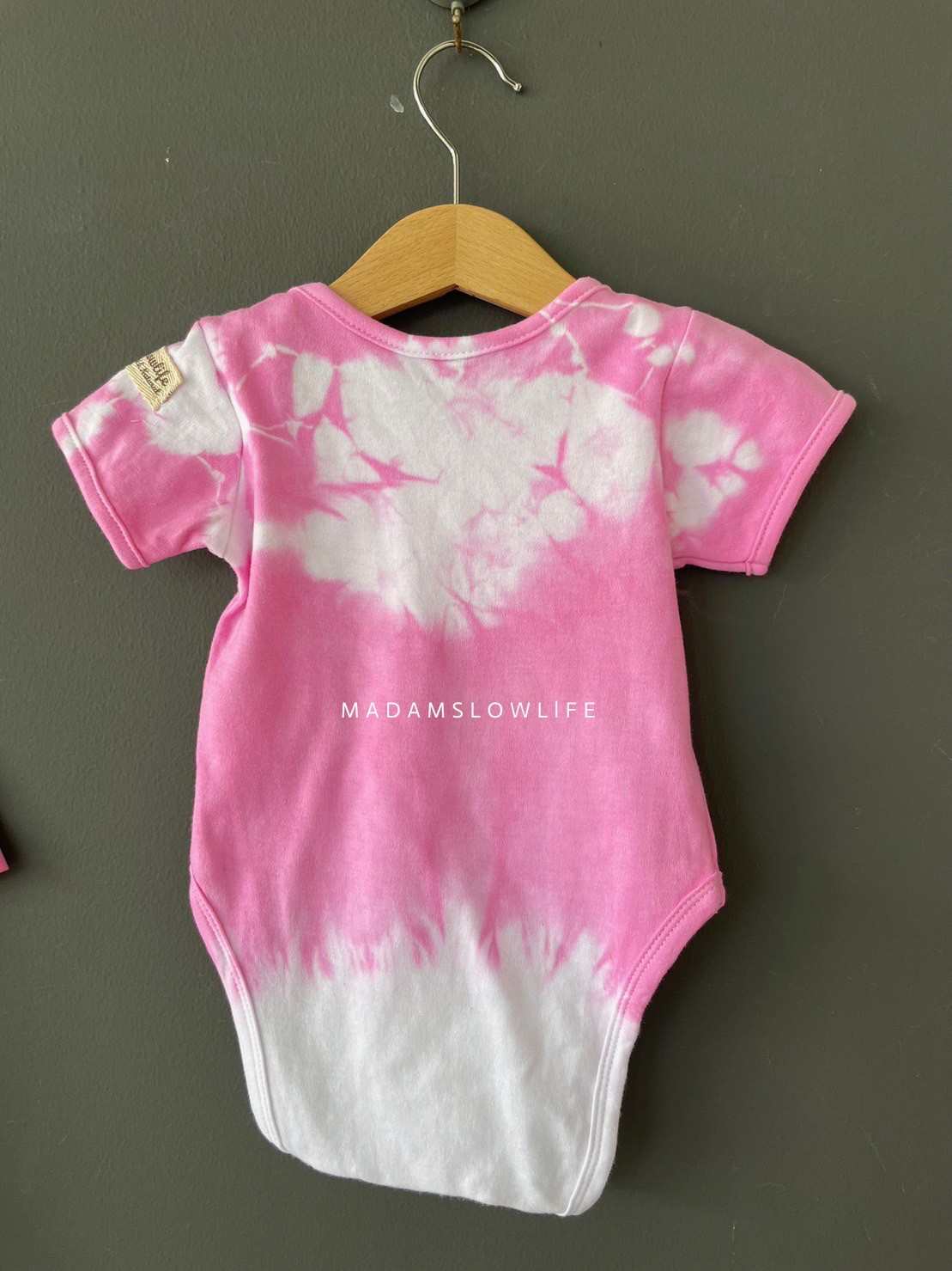 คอลเลคชั่นสีชมพูนม ตรีมครอบครัว