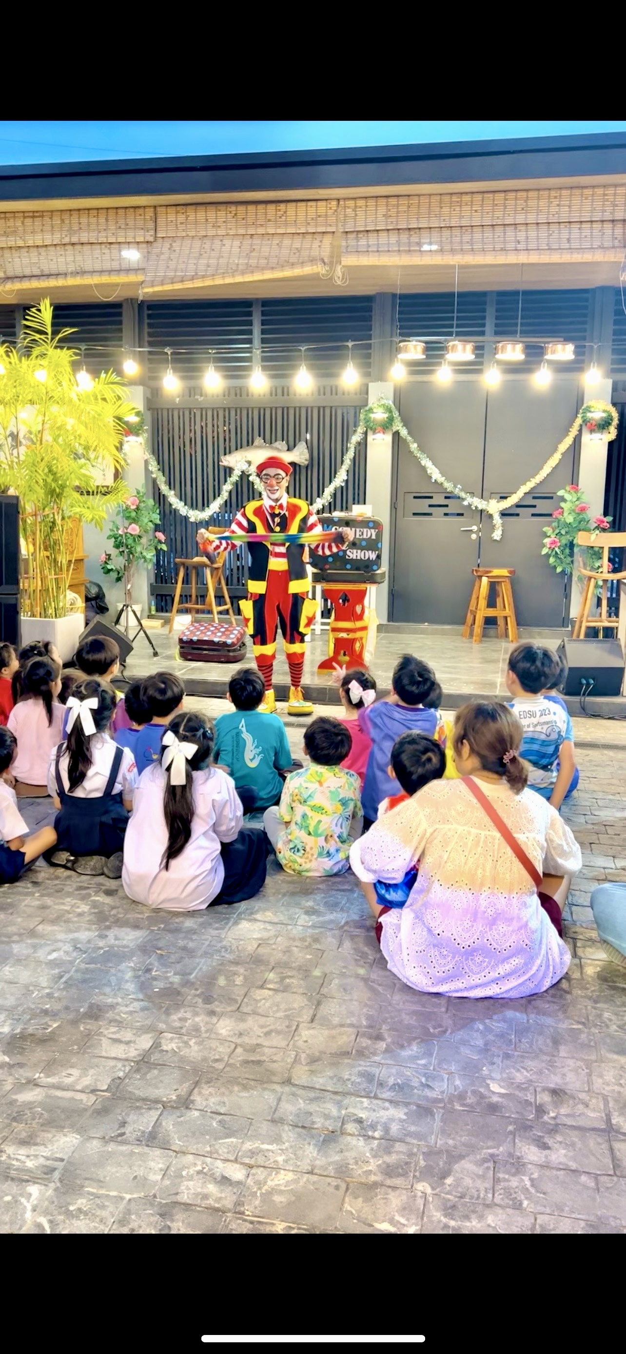 โชว์มายากล แนวตลก มายากลสำหรับเด็กๆ สร้างความสนุกและเสียงหัวเราะ