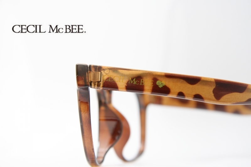 Cecil Mcbee กรอบแว่นตาลายเสือดาว แท้