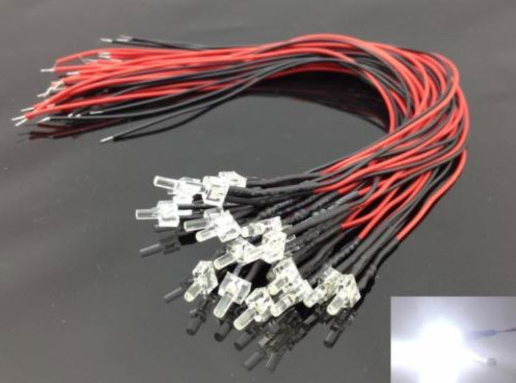 ชุด LED 2 ม.ม. 12 โวลต์ พร้อมสาย 10 ชุด