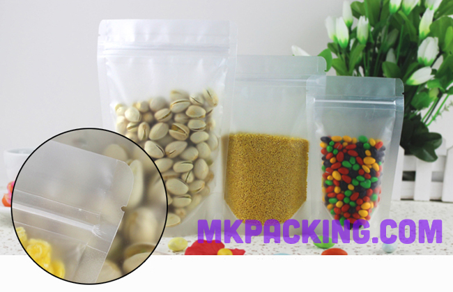 ถุงพลาสติกขุ่น ซิปล็อค ตั้งได้ ขนาด 20x30 + 5cm