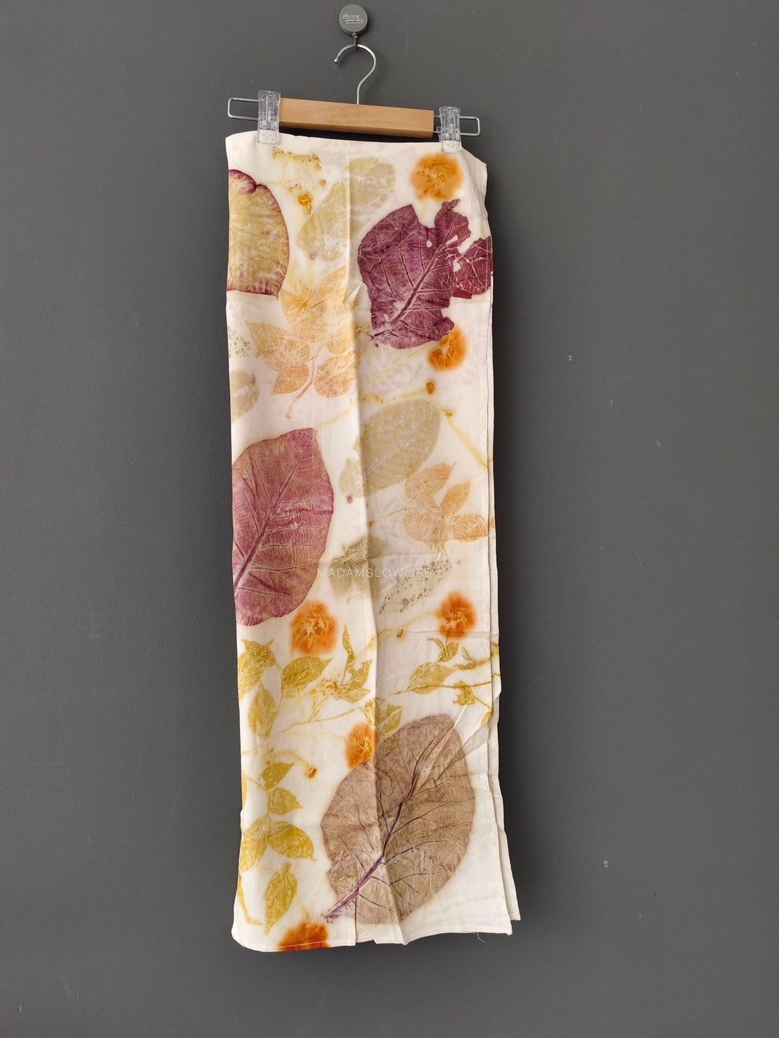 ผ้าพันคอ cotton Eco print ขนาด กว้าง 70 cm × ยาว 200 cm