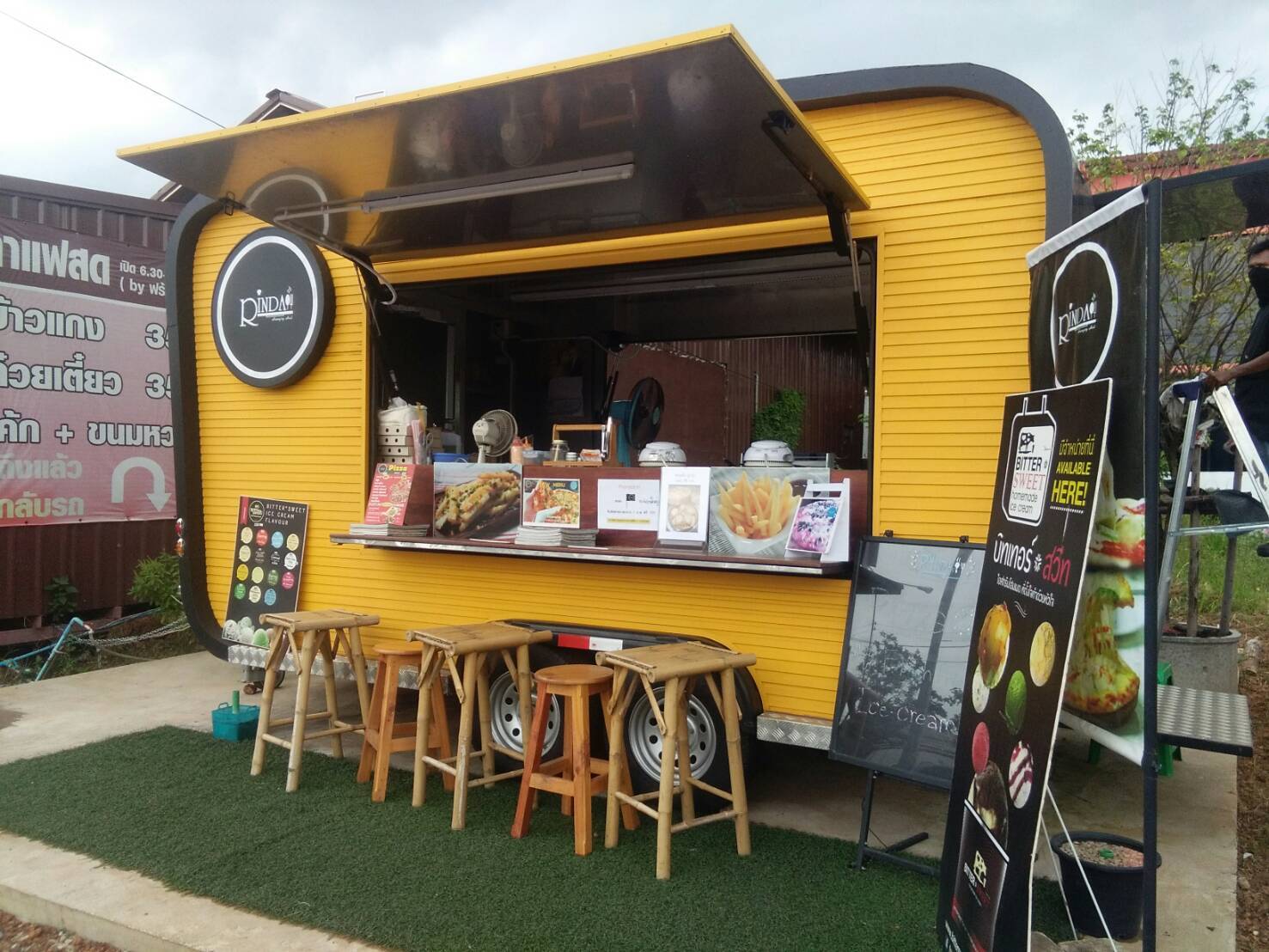 ผลิตออกแบบและจำหน่ายรถFood Truck รถขายของ รถขายอาหาร รถบรรทุกรถ รถขนส่งทุกชนิด